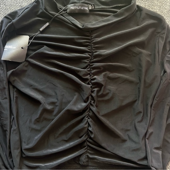 NEW Pretty Little Thing Black long sleeve crop top size 8 - Picture 5 of 9